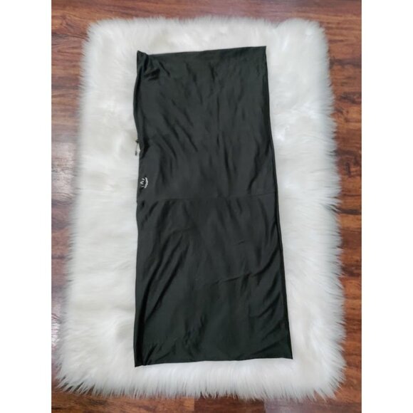 NWT Beyond Yoga Infinity Scarf with Hidden Zipper Pocket Black Women's One Size - Picture 6 of 8